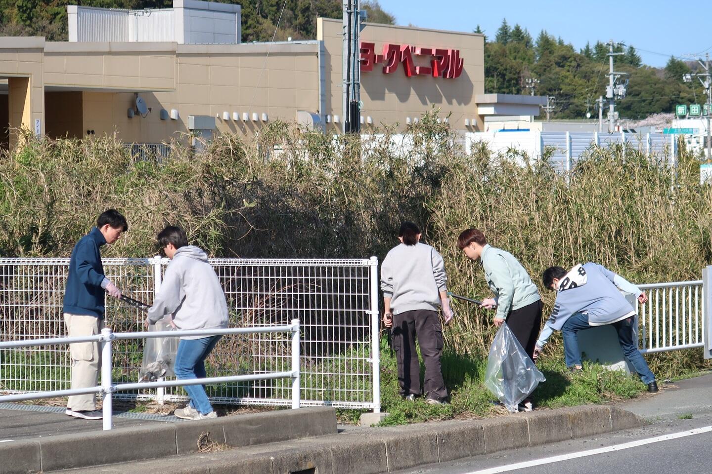 写真２（全校清掃を実施しました）.JPG