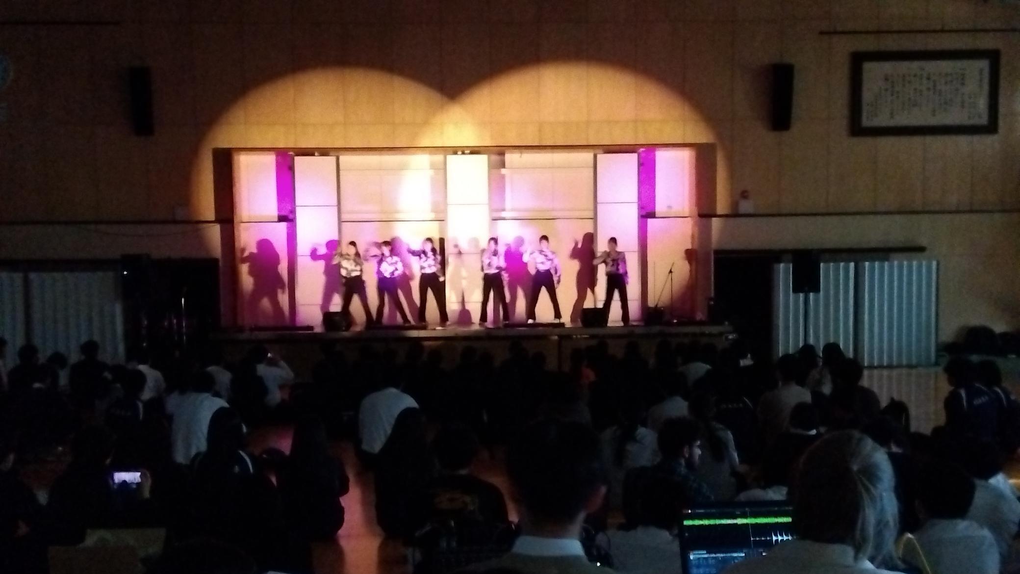 写真1（新入生歓迎会を開催）.jpeg