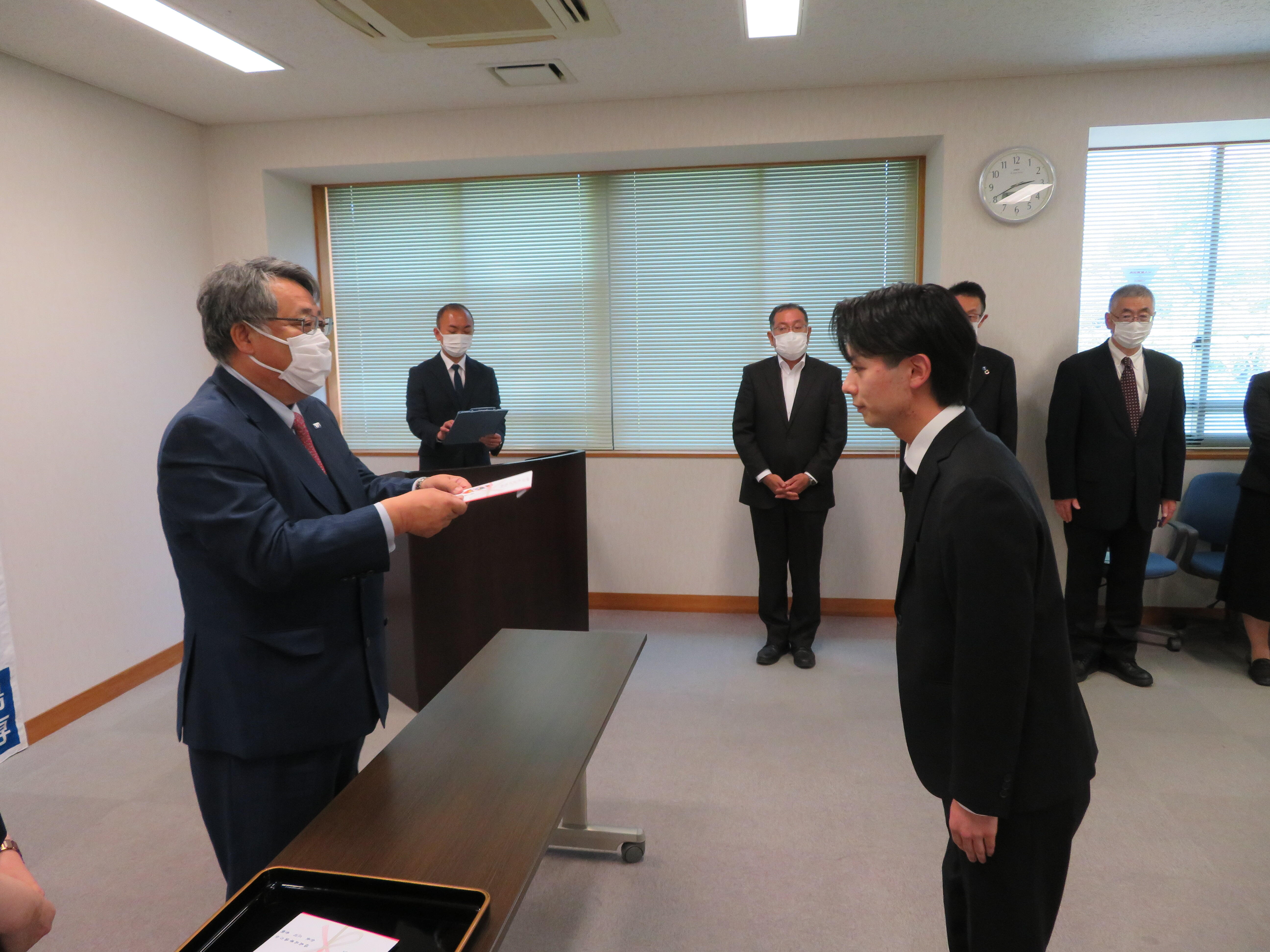 写真1（福島工業高等専門学校 協力会奨学金贈呈式を開催）.JPG