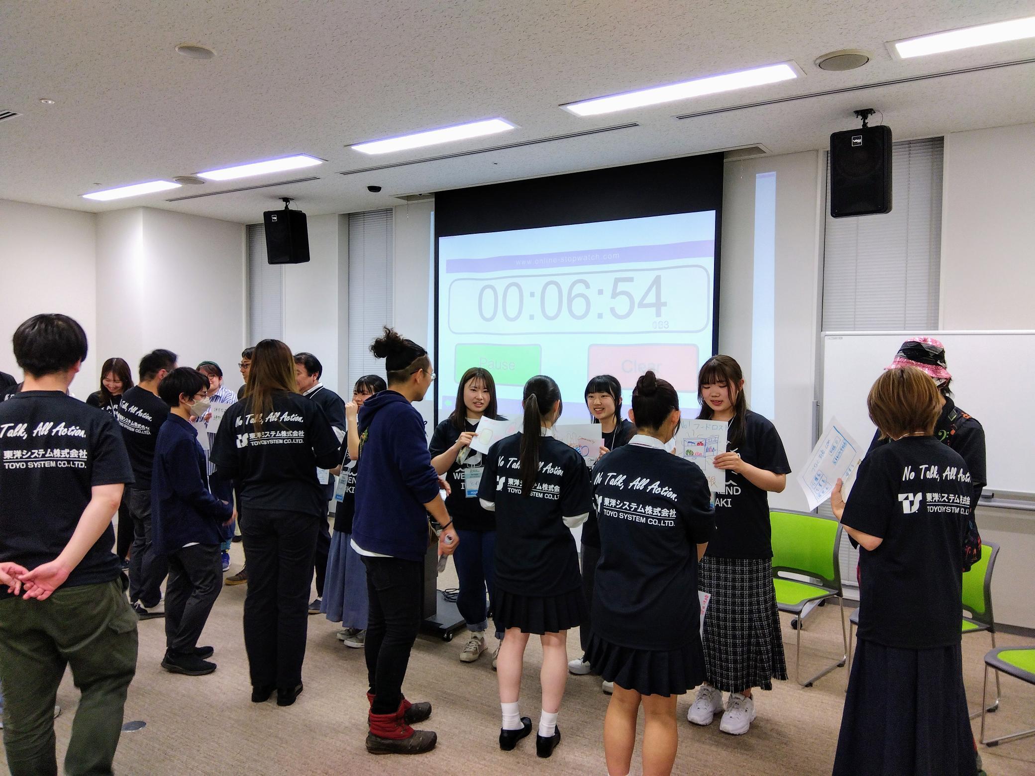 写真1（本校学生がスタートアップウィークエンドいわきを開催）.jpg