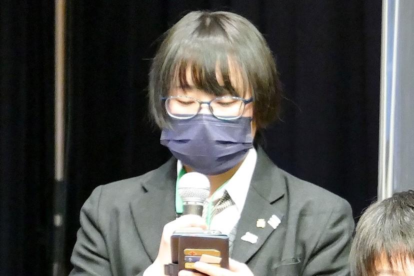 写真1（第５回福島第一廃炉国際フォーラムで本校学生が登壇・発表しました）.jpg