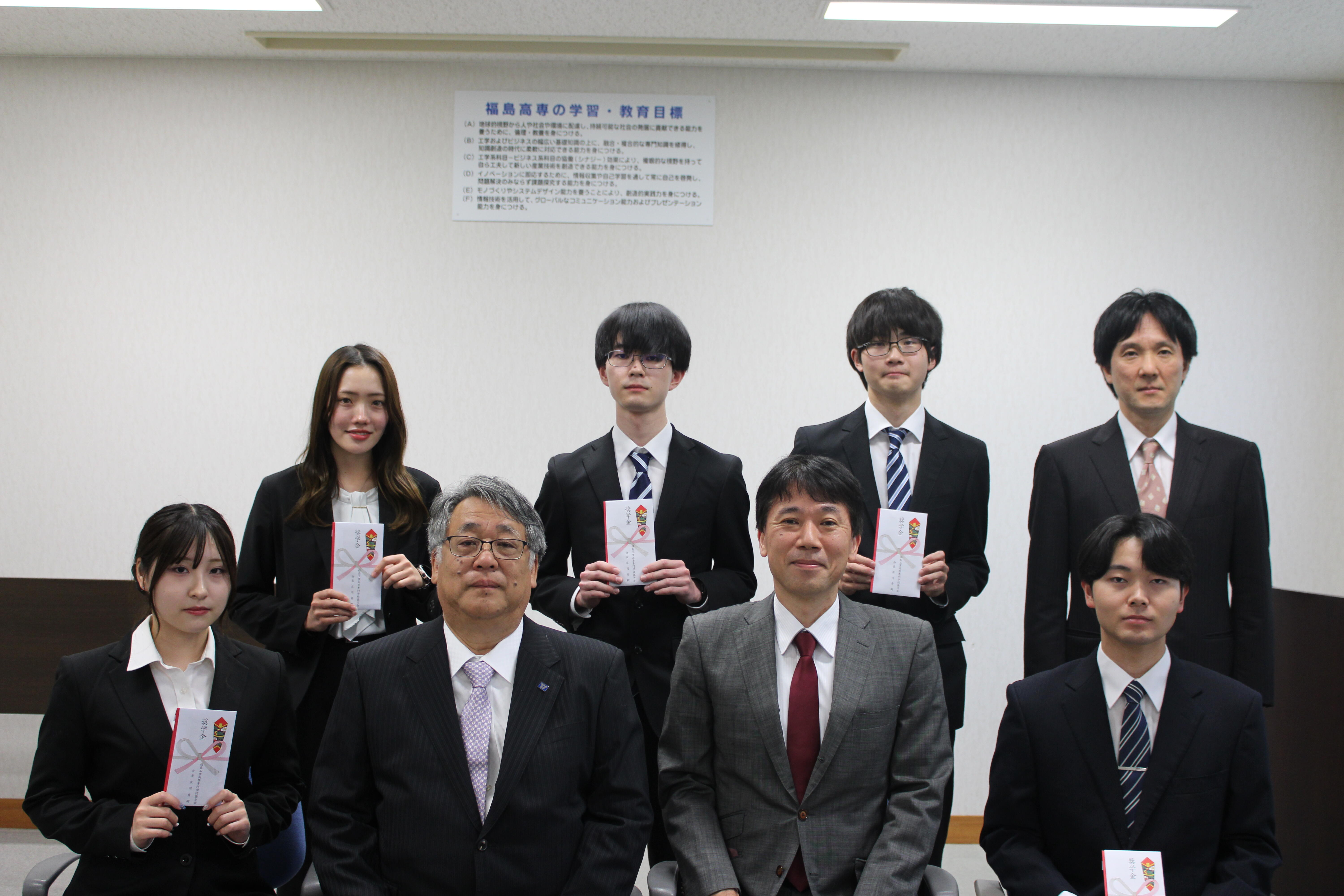 写真2（福島工業高等専門学校協力会奨学金贈呈式を開催）.JPG