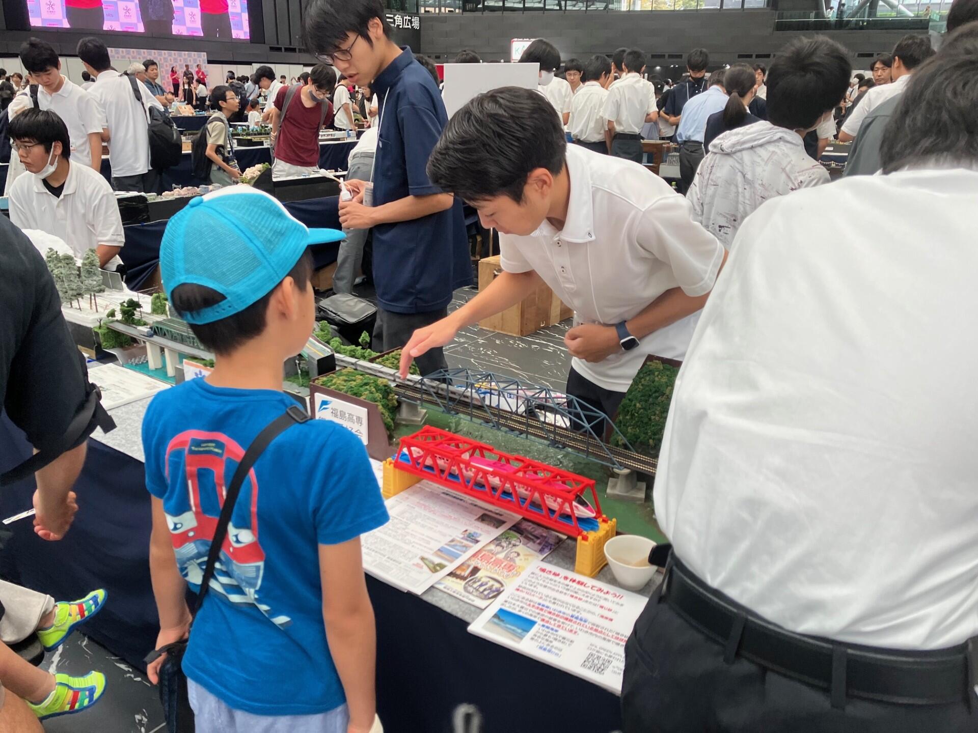 写真3（第17回全国高等学校鉄道模型コンテストに鐵道愛好会が出場しました）.jpg