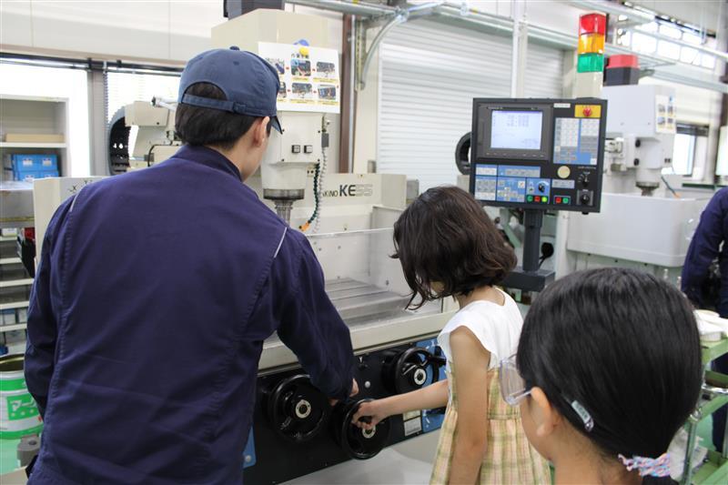 写真2（実習工場見学会を実施しました）.JPG