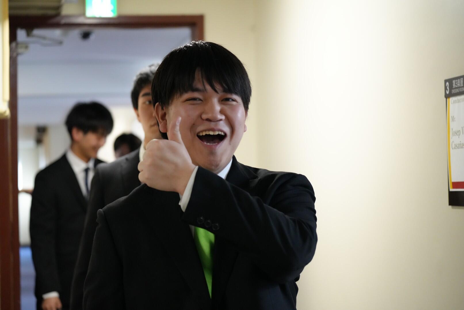写真（本校技術職員が世界青少年合唱団の一員としてコンサートツアーに参加します）.jpg